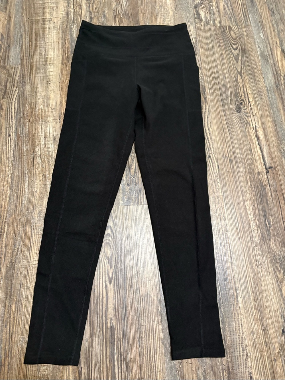 O to S Women’s Fleece Leggings $15.00 Size Medium